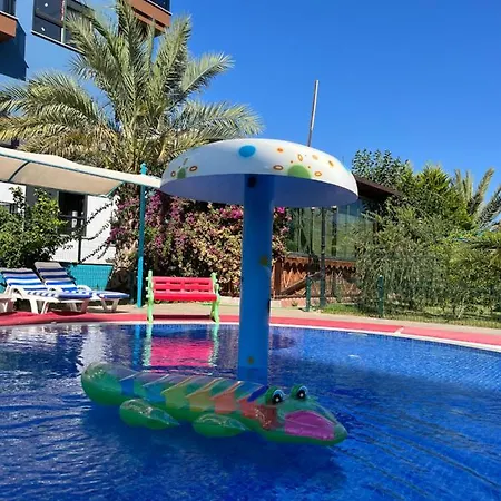 Family Suites In 아파트 알란야